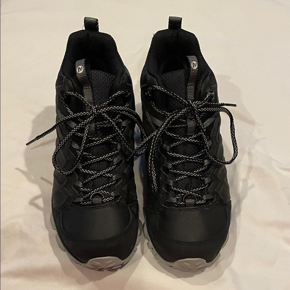 Women’s Black Hiking Shoes